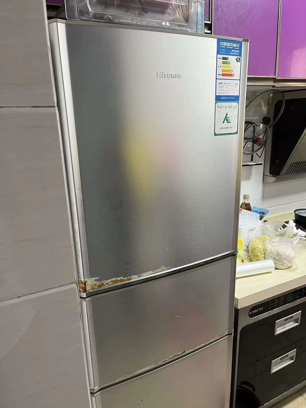 出个人闲置二手冰箱